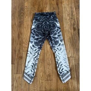 Lululemon‎ Align High Rise Leggings Tie Dye Feather Print Size 4